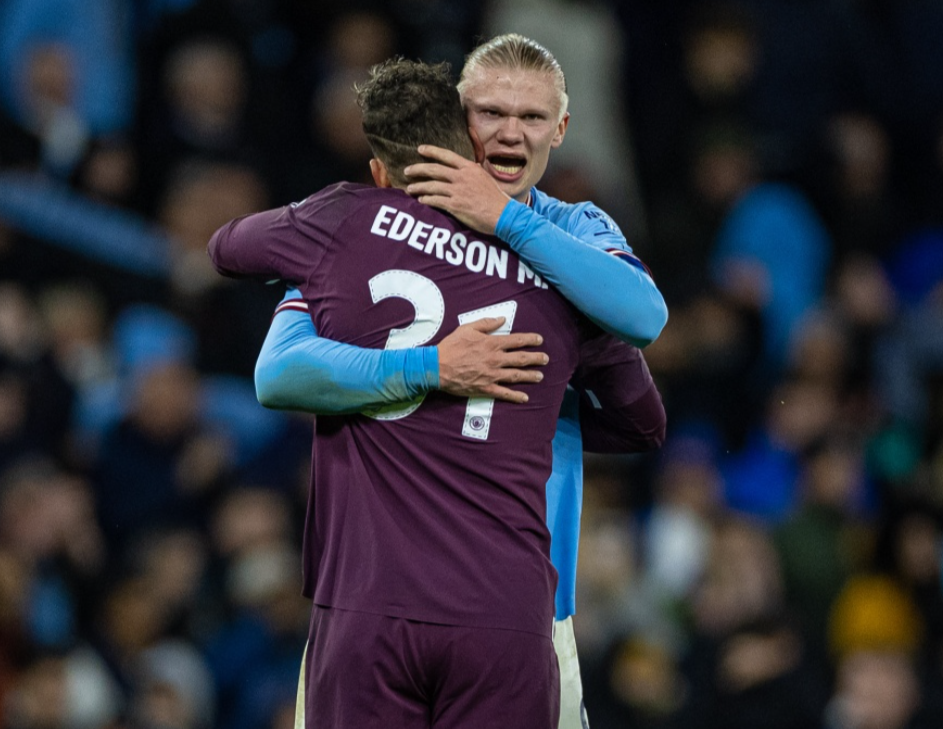 卡拉格再谈萨拉赫炮轰事件：就是丢人现眼，还有人为他辩护？（卡拉格重提萨拉赫争议：丢脸至极，竟还有人替他开脱？）