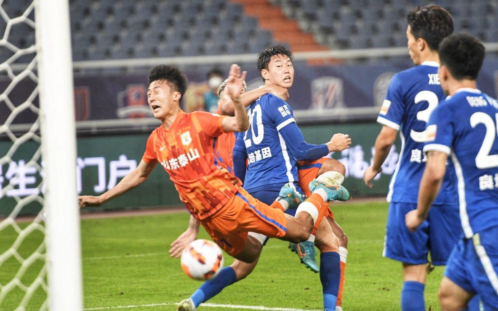 梅西再次获得MVP！他几天内已经有五个MVP！（梅西再当选MVP，数日内已揽下第五个MVP）