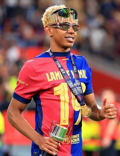 恩里克：参加洲际杯决赛机会实属难得，希望为巴黎书写新历史（恩里克：打进洲际杯决赛来之不易，盼为巴黎创造新历史）