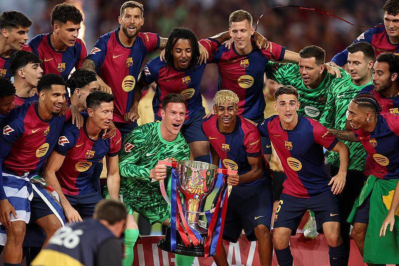 火箭年轻球员成长迅速，赛季表现亮眼（火箭小将突飞猛进，本季表现抢眼）