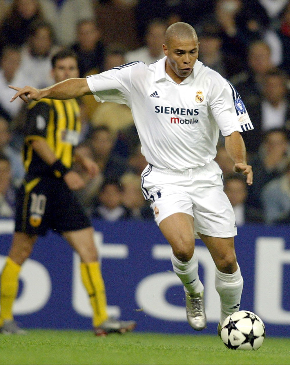 李-迪克逊：萨利巴完成了关键铲断，他是阿森纳晋级的功臣（李-迪克逊：萨利巴奉献关键铲断，阿森纳晋级首功属他）