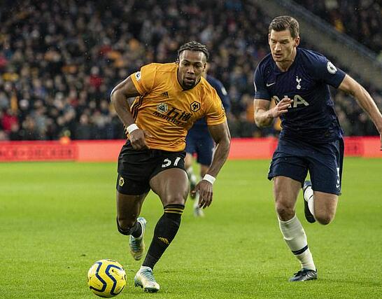 这是真爱，一阿根廷球迷带了50美元，一路搭顺风车去巴西客场（仅带50美元 阿根廷球迷搭顺风车远征巴西客场）