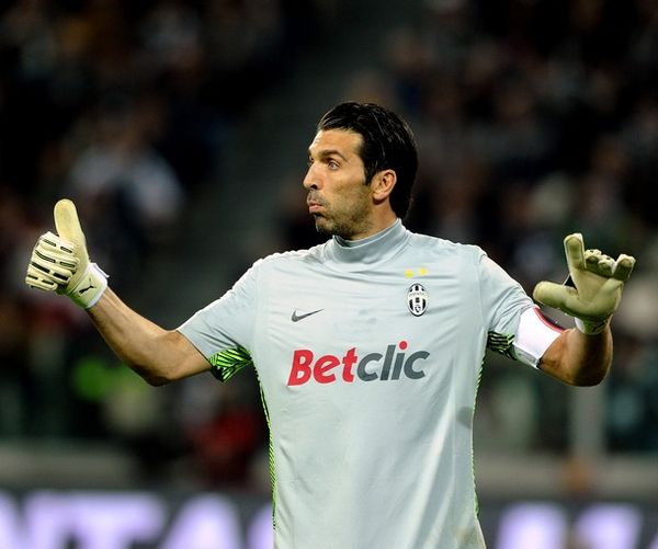 外媒：纽卡与谢什科谈妥个人条款，与莱比锡就转会费达成协议（外媒：纽卡与谢什科个人条款已谈妥，并与莱比锡就转会费达成一致）