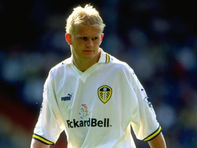 跟队：米兰与普利希奇的续约谈判搁置，可能会直接激活续约条款（跟队记者：米兰与普利希奇续约商谈暂停，或将直接启动续约选项）