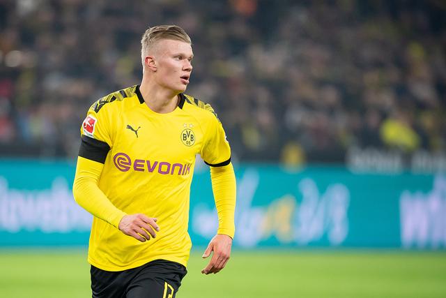 曼联在欧联杯小组赛首轮获胜（曼联赢下欧联杯小组赛首战）