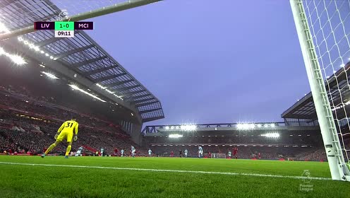 津巴布韦球队首夺联赛冠军，球队老板直接揣25万美元现金奖励球队（津巴布韦球队首次加冕联赛桂冠，老板当场掏出25万美元现金犒军）